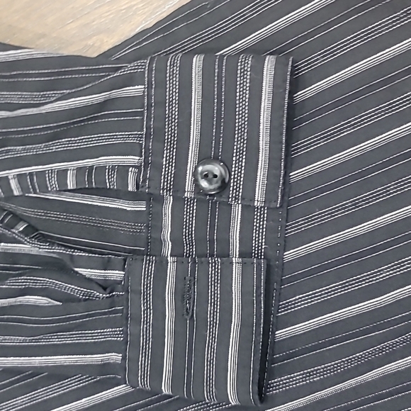 Street Saint Men's Long Sleeve Button Up Size L - Picture 4 of 12